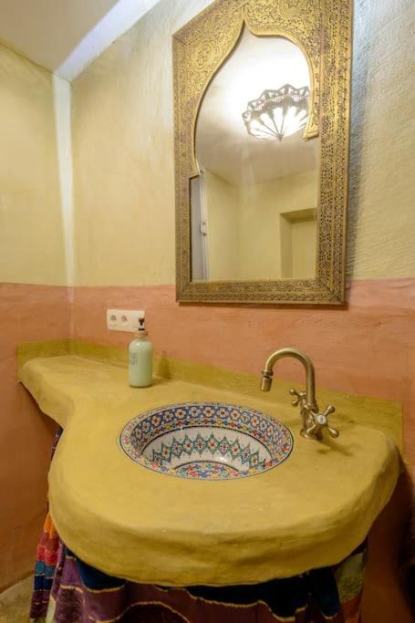 Hostal Nazari Cogollos De La Vega Buitenkant foto